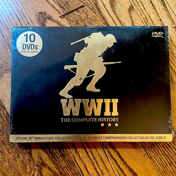 WWII :The Complete History Special 66th Anniversary Collectors Edition - Picture 1 of 4